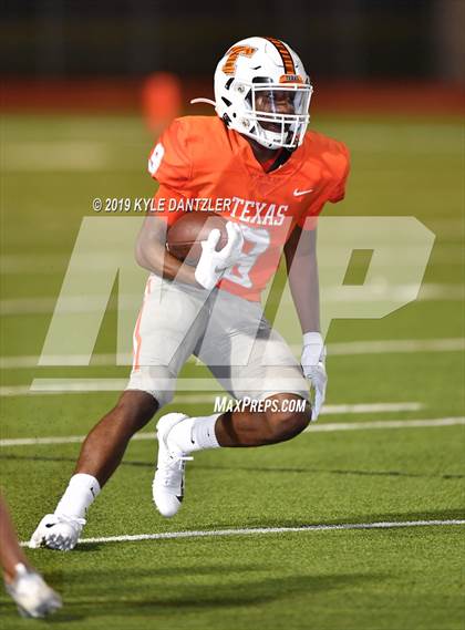 Thumbnail 3 in Texas vs. Hendrickson photogallery.
