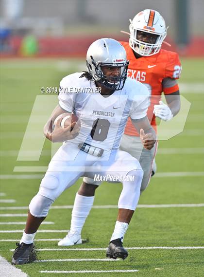 Thumbnail 3 in Texas vs. Hendrickson photogallery.