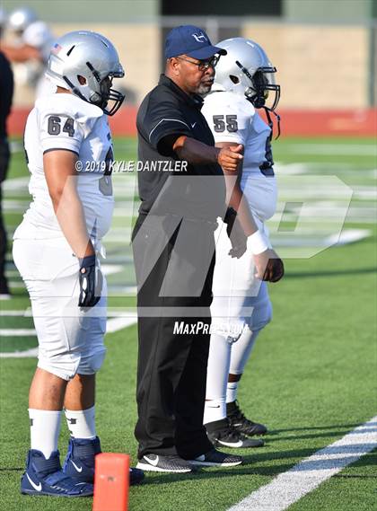 Thumbnail 2 in Texas vs. Hendrickson photogallery.