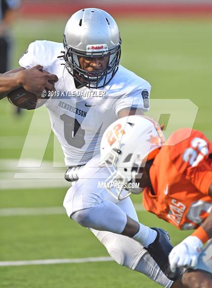 Thumbnail 2 in Texas vs. Hendrickson photogallery.