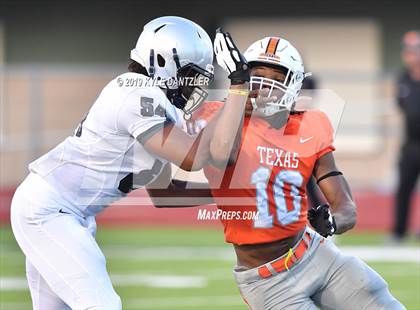 Thumbnail 1 in Texas vs. Hendrickson photogallery.