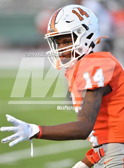 Thumbnail 1 in Texas vs. Hendrickson photogallery.