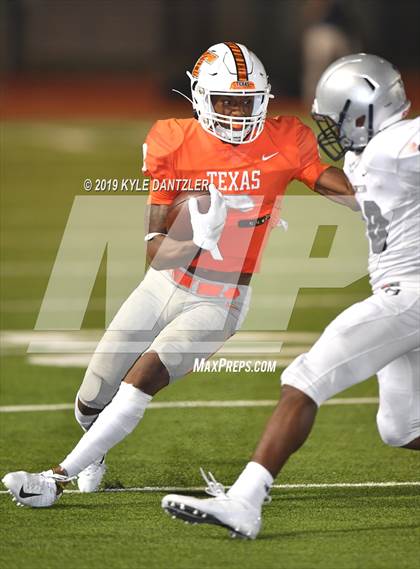 Thumbnail 3 in Texas vs. Hendrickson photogallery.