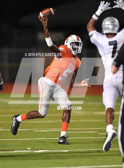 Thumbnail 1 in Texas vs. Hendrickson photogallery.