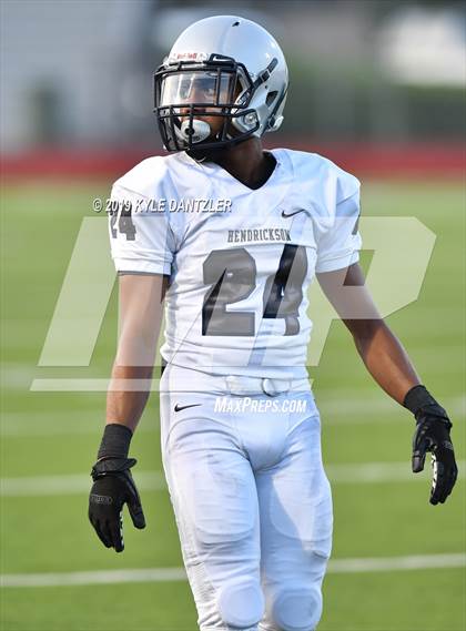 Thumbnail 1 in Texas vs. Hendrickson photogallery.