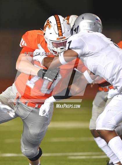 Thumbnail 3 in Texas vs. Hendrickson photogallery.