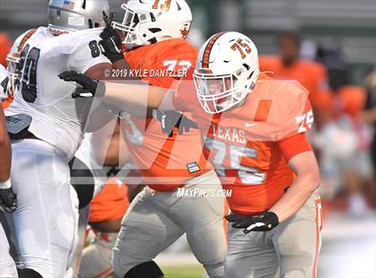 Thumbnail 1 in Texas vs. Hendrickson photogallery.