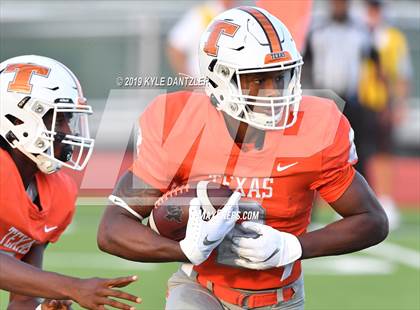 Thumbnail 1 in Texas vs. Hendrickson photogallery.