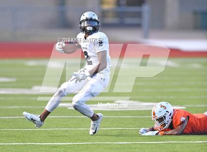 Thumbnail 1 in Texas vs. Hendrickson photogallery.