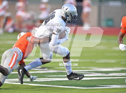 Thumbnail 3 in Texas vs. Hendrickson photogallery.