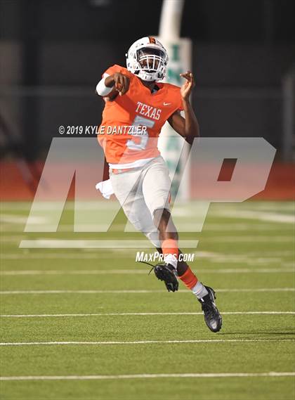 Thumbnail 1 in Texas vs. Hendrickson photogallery.