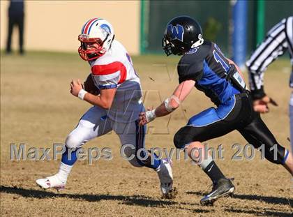 Thumbnail 2 in Faith Baptist @ Windward (CIF SS D1 8-Man Playoffs) photogallery.