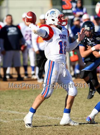 Thumbnail 2 in Faith Baptist @ Windward (CIF SS D1 8-Man Playoffs) photogallery.