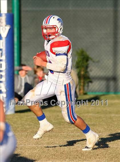 Thumbnail 2 in Faith Baptist @ Windward (CIF SS D1 8-Man Playoffs) photogallery.