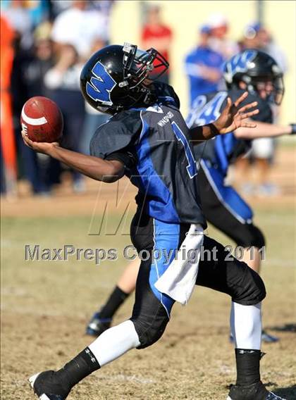 Thumbnail 1 in Faith Baptist @ Windward (CIF SS D1 8-Man Playoffs) photogallery.