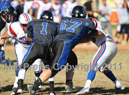 Thumbnail 2 in Faith Baptist @ Windward (CIF SS D1 8-Man Playoffs) photogallery.