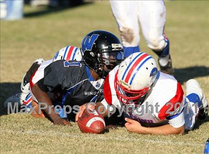 Thumbnail 1 in Faith Baptist @ Windward (CIF SS D1 8-Man Playoffs) photogallery.