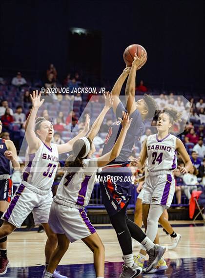 Thumbnail 3 in Sahuaro @ Sabino (MLK Basketball Classic) photogallery.