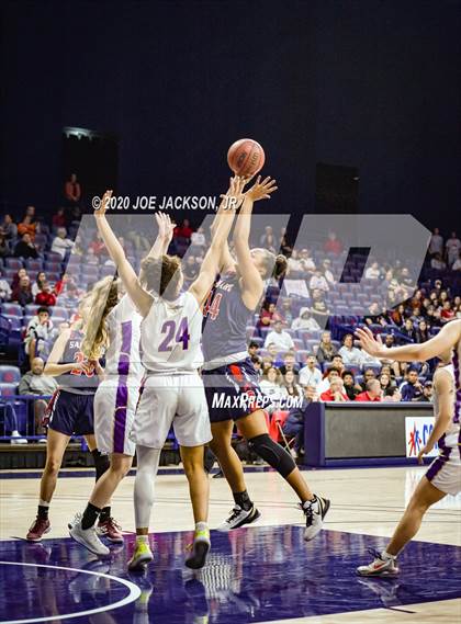 Thumbnail 3 in Sahuaro @ Sabino (MLK Basketball Classic) photogallery.