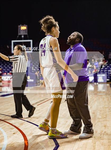 Thumbnail 2 in Sahuaro @ Sabino (MLK Basketball Classic) photogallery.