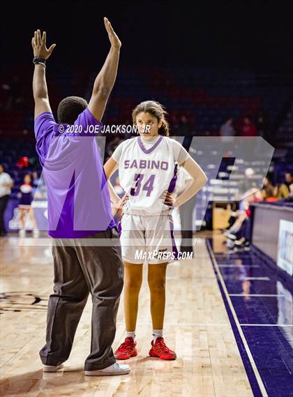 Thumbnail 1 in Sahuaro @ Sabino (MLK Basketball Classic) photogallery.