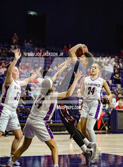 Thumbnail 2 in Sahuaro @ Sabino (MLK Basketball Classic) photogallery.