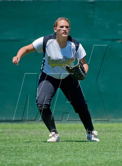 Thumbnail 1 in Junction vs. Three Rivers (Region IV Area Playoffs) photogallery.