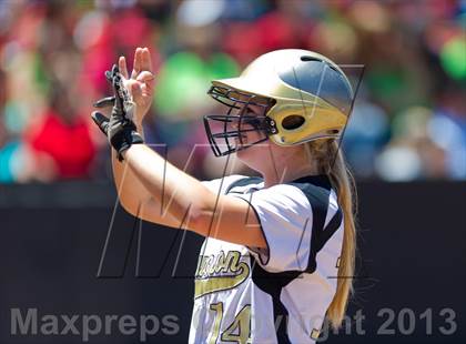 Thumbnail 2 in Junction vs. Three Rivers (Region IV Area Playoffs) photogallery.