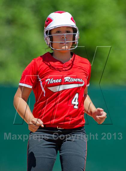 Thumbnail 1 in Junction vs. Three Rivers (Region IV Area Playoffs) photogallery.