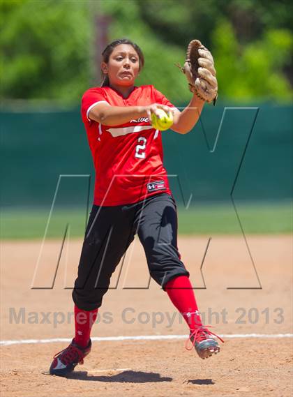 Thumbnail 3 in Junction vs. Three Rivers (Region IV Area Playoffs) photogallery.