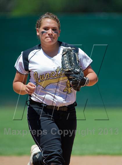 Thumbnail 1 in Junction vs. Three Rivers (Region IV Area Playoffs) photogallery.