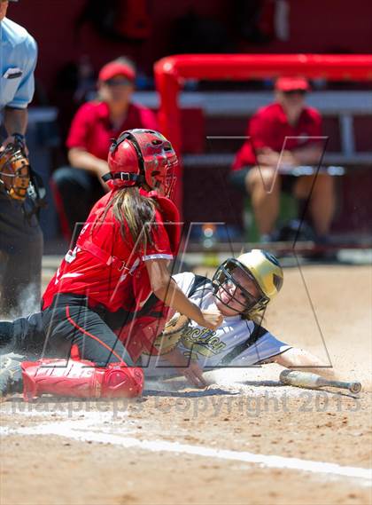 Thumbnail 3 in Junction vs. Three Rivers (Region IV Area Playoffs) photogallery.