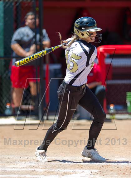 Thumbnail 2 in Junction vs. Three Rivers (Region IV Area Playoffs) photogallery.