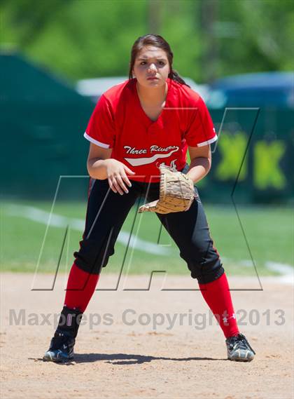 Thumbnail 3 in Junction vs. Three Rivers (Region IV Area Playoffs) photogallery.