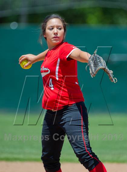 Thumbnail 1 in Junction vs. Three Rivers (Region IV Area Playoffs) photogallery.