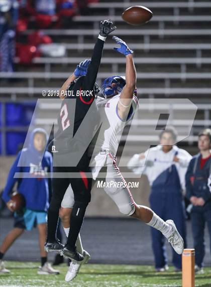 Thumbnail 3 in Westlake vs Bowie  photogallery.
