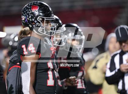 Thumbnail 2 in Westlake vs Bowie  photogallery.