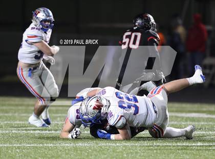 Thumbnail 2 in Westlake vs Bowie  photogallery.