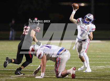 Thumbnail 1 in Westlake vs Bowie  photogallery.