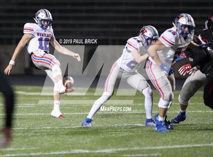 Thumbnail 2 in Westlake vs Bowie  photogallery.
