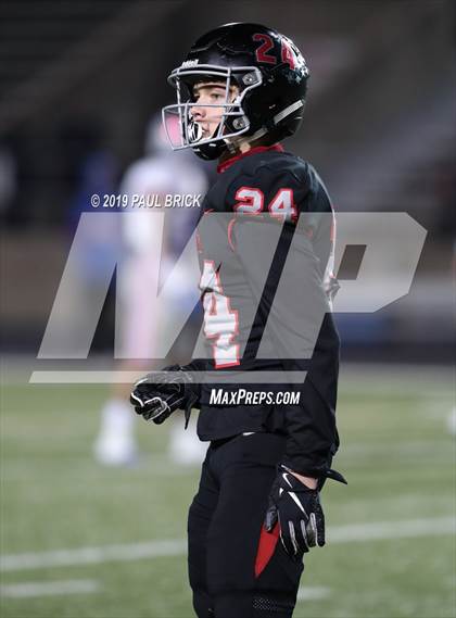Thumbnail 2 in Westlake vs Bowie  photogallery.