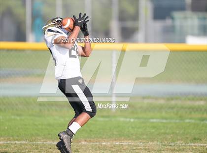 Thumbnail 2 in Santee @ Narbonne (CIF LACS Round 1 DIII Playoff) photogallery.