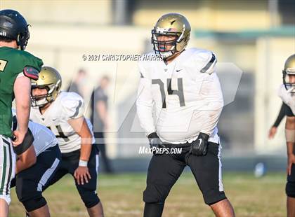 Thumbnail 3 in Santee @ Narbonne (CIF LACS Round 1 DIII Playoff) photogallery.