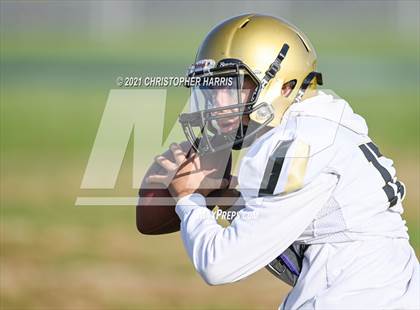 Thumbnail 1 in Santee @ Narbonne (CIF LACS Round 1 DIII Playoff) photogallery.