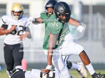 Thumbnail 1 in Santee @ Narbonne (CIF LACS Round 1 DIII Playoff) photogallery.