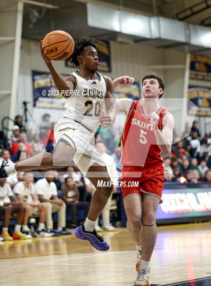 Thumbnail 1 in St. Christopher's vs Highland (VISAA Division I State Quarterfinals) photogallery.