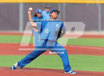 Thumbnail 3 in Somerset vs. Tuloso-Midway (UIL 4A Area Playoffs) photogallery.