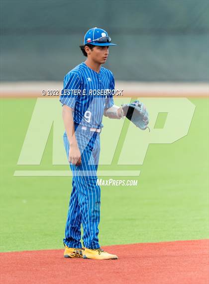 Thumbnail 3 in Somerset vs. Tuloso-Midway (UIL 4A Area Playoffs) photogallery.