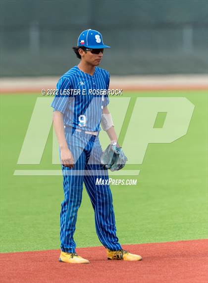 Thumbnail 2 in Somerset vs. Tuloso-Midway (UIL 4A Area Playoffs) photogallery.