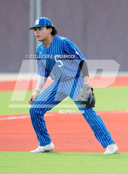 Thumbnail 3 in Somerset vs. Tuloso-Midway (UIL 4A Area Playoffs) photogallery.